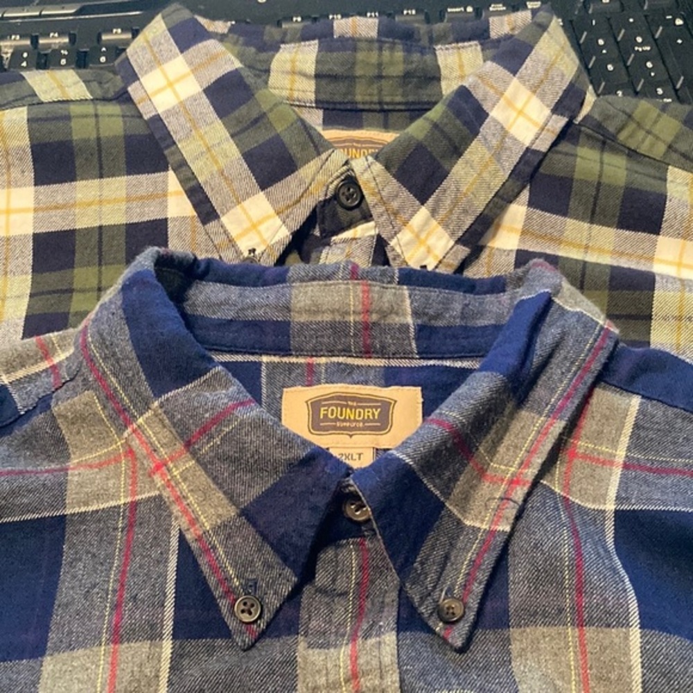 The Foundry Supply Co. (2 SHIRT BUNDLE) Men's Plaid Green and Plaid Blue… - Picture 4 of 9